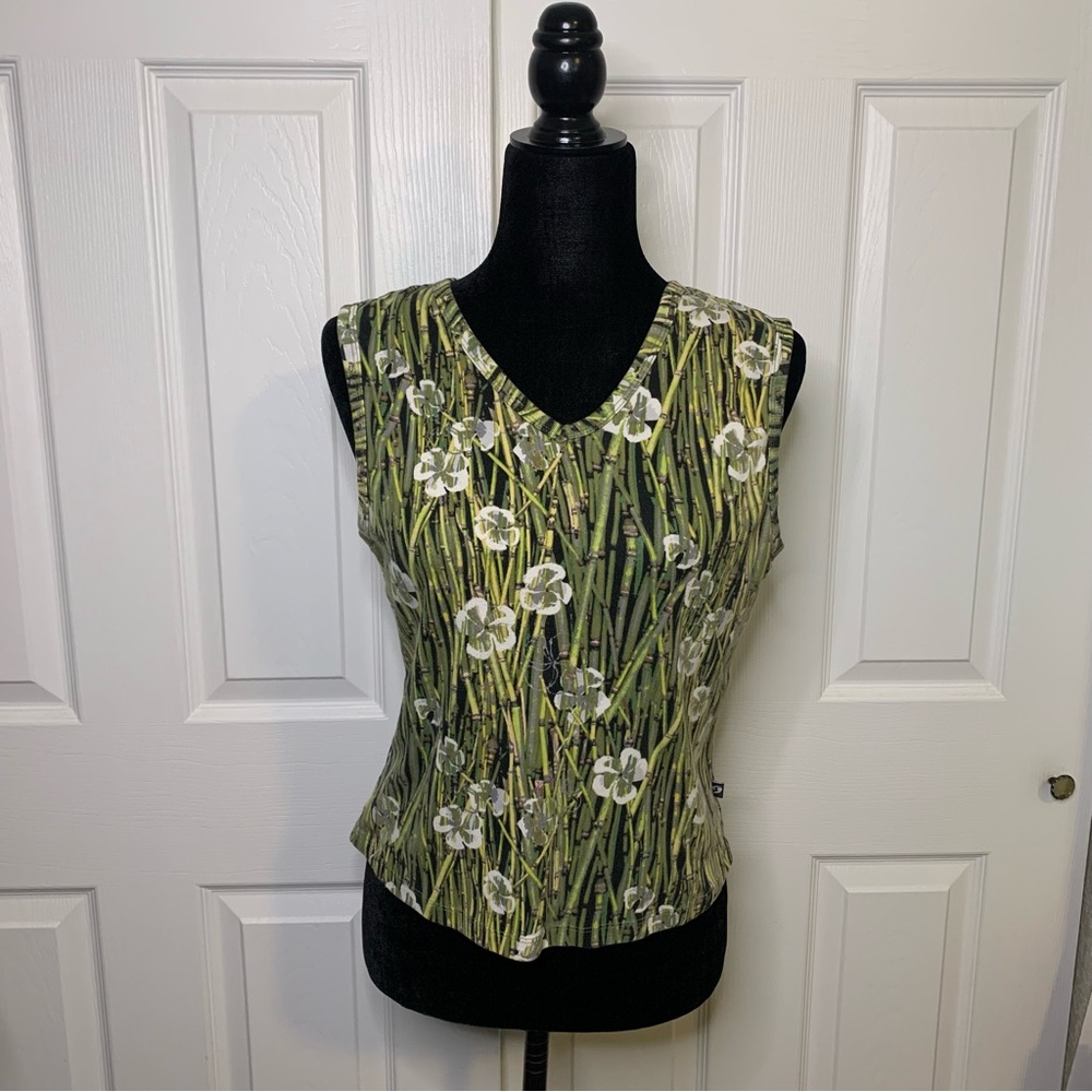Sportif V-Neck Floral Bamboo Print Tank Top